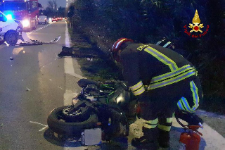 Scontro tra moto e furgone, paura a Senigallia